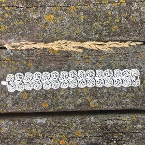 Vintage metal bracelet.
